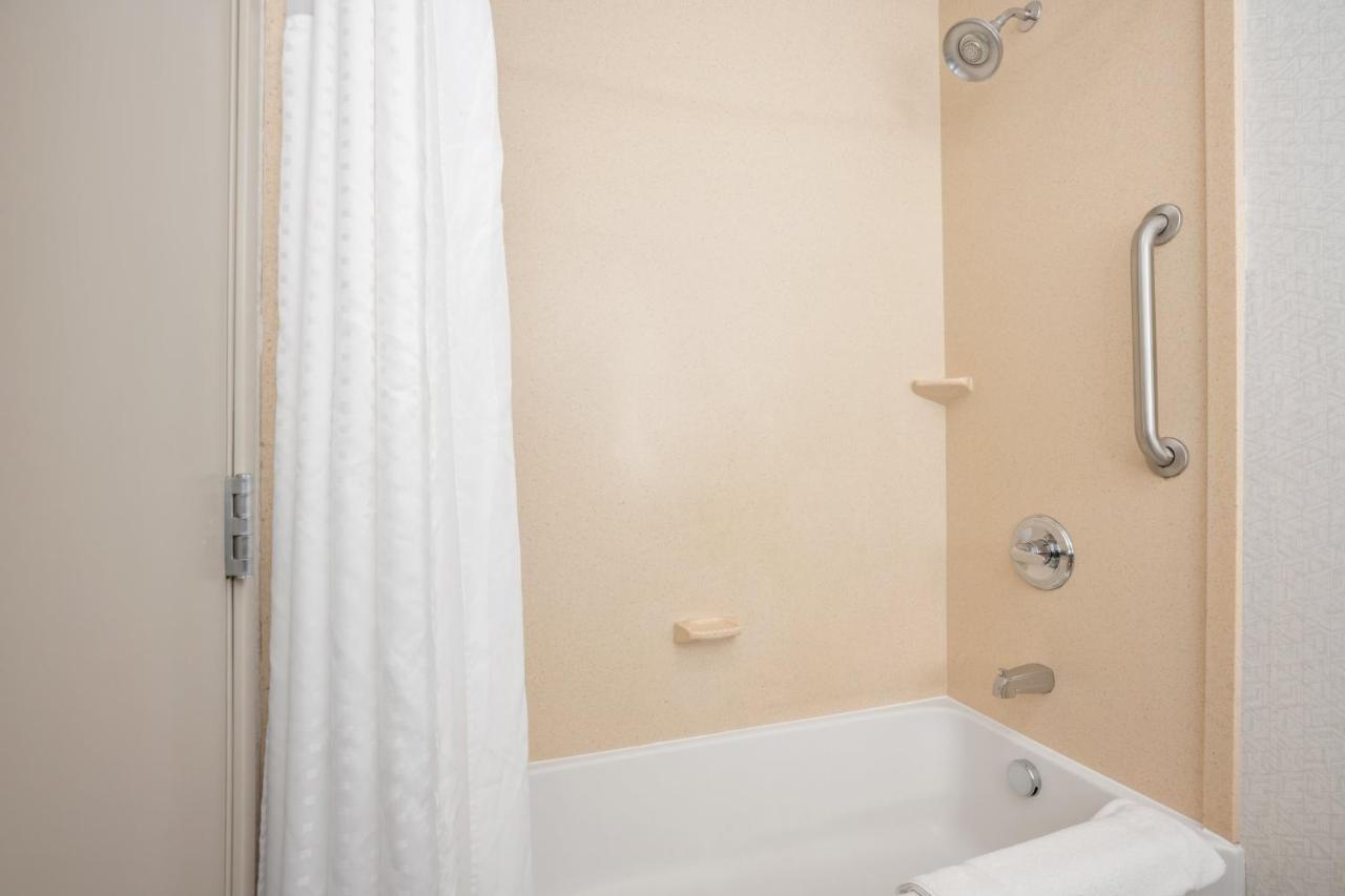 Holiday Inn Express Hotel & Suites Marysville By Ihg Екстериор снимка